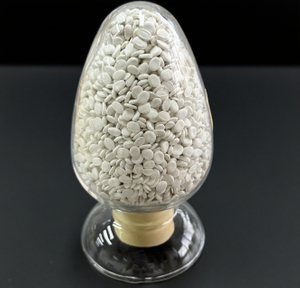 폴리에틸렌 폼을위한 브롬 기반 화염 지연 마스터 배치